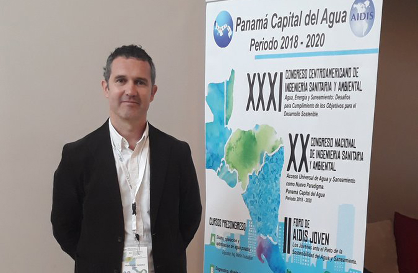 Francesc Gavara de FACSA ​muestra en Panamá sus avances en la medición de contadores para reducir las fugas