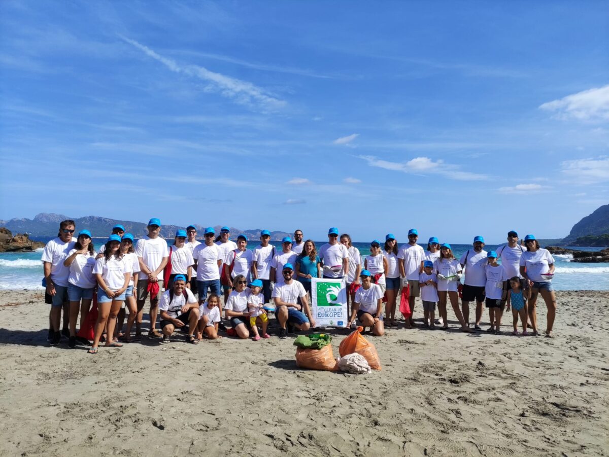 jornada-de-limpieza-de-playas